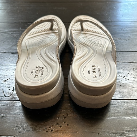 Crocs Silver Dual Comfort Size 9 - Picture 3 of 6